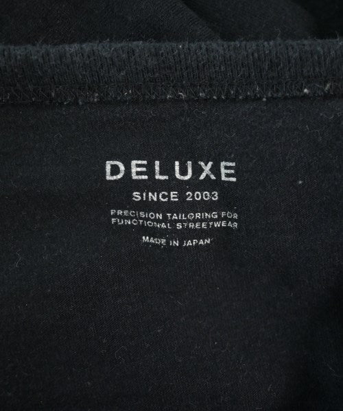 Deluxe เสื้อยืด/เสื้อท็อปส์