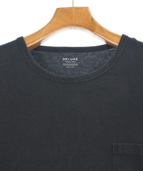 Deluxe เสื้อยืด/เสื้อท็อปส์