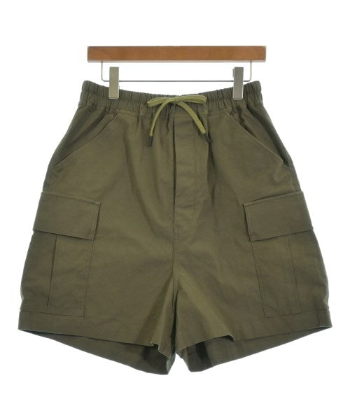 Deluxe กางเกงขาสั้น