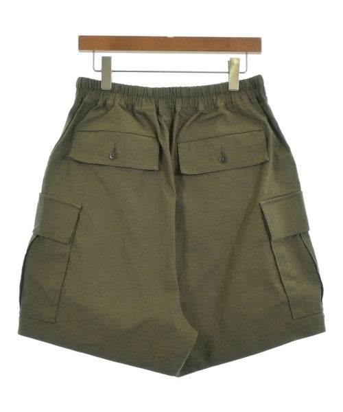 Deluxe กางเกงขาสั้น