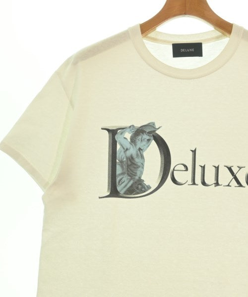 Deluxe เสื้อยืด/เสื้อท็อปส์