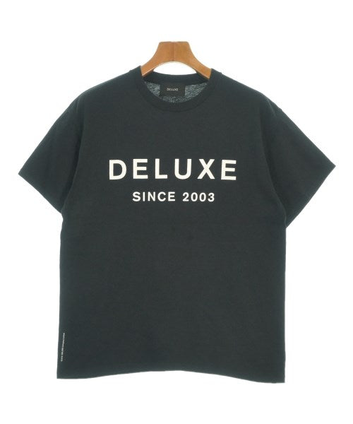 Deluxe เสื้อยืด/เสื้อท็อปส์