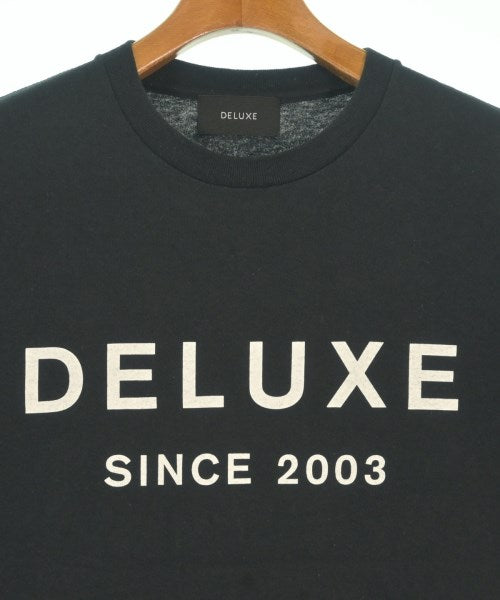 Deluxe เสื้อยืด/เสื้อท็อปส์