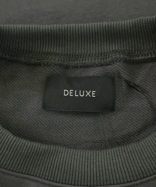 Deluxe เสื้อสเวตเตอร์