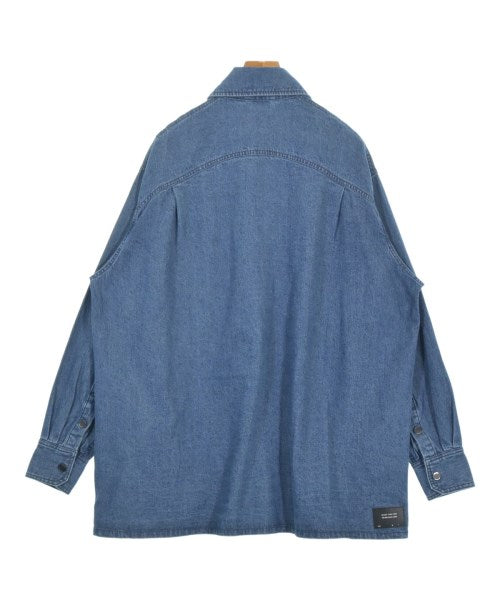 Deluxe เสื้อลำลอง