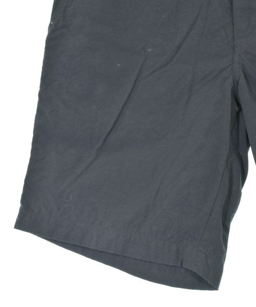 Deluxe กางเกงขาสั้น