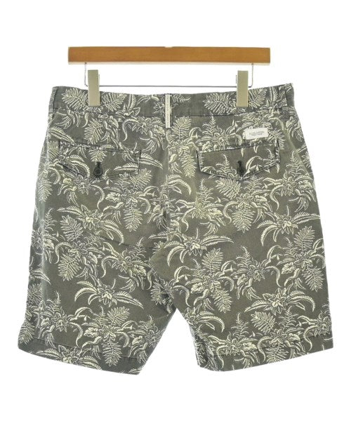 Deluxe กางเกงขาสั้น