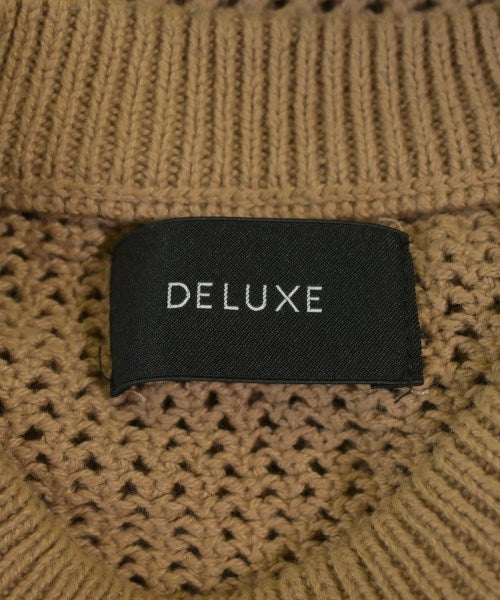 Deluxe เสื้อกันหนาว