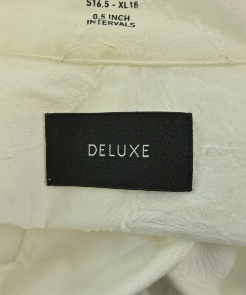 Deluxe เสื้อลำลอง