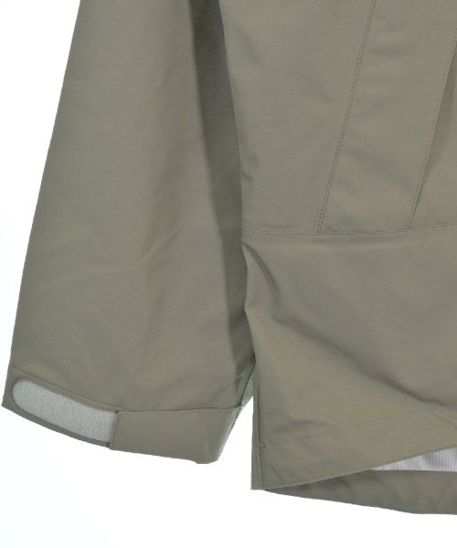 SOPHNET. เสื้อพาร์กาภูเขา
