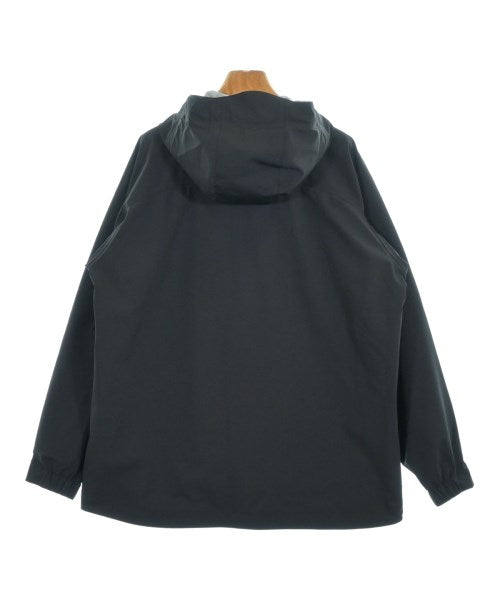 SOPHNET. เสื้อพาร์กาภูเขา