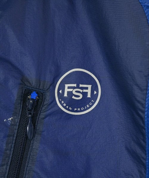 SOPHNET. เสื้อพาร์กาภูเขา