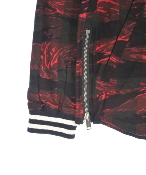 SOPHNET. เสื้อลำลอง