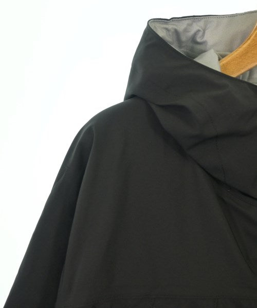 SOPHNET. เสื้อพาร์กาภูเขา