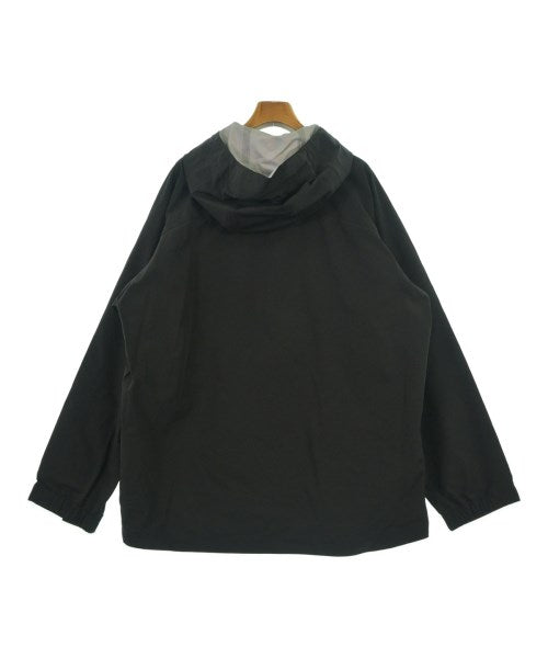 SOPHNET. เสื้อพาร์กาภูเขา