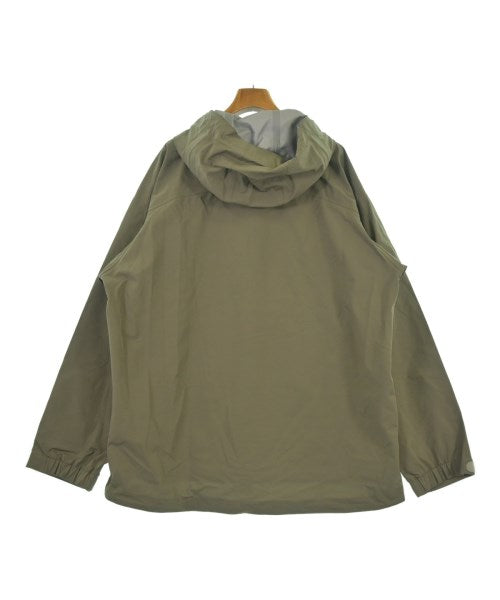 SOPHNET. เสื้อพาร์กาภูเขา