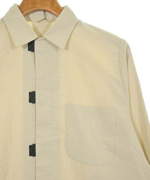 SOPHNET. เสื้อลำลอง