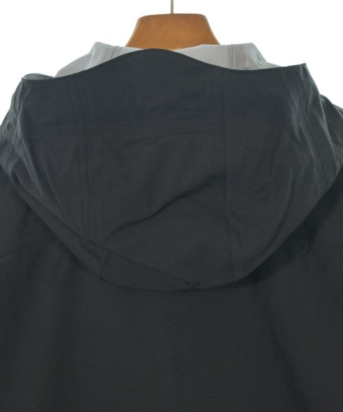 SOPHNET. เสื้อพาร์กาภูเขา