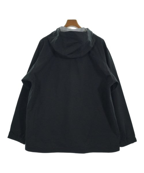 SOPHNET. เสื้อพาร์กาภูเขา