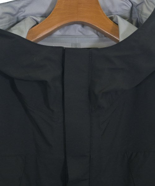 SOPHNET. เสื้อพาร์กาภูเขา