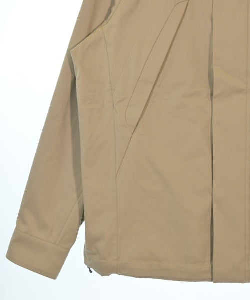 SOPHNET. เสื้อพาร์กาภูเขา