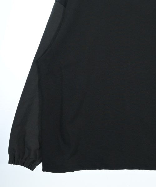 SOPHNET. เสื้อยืด/เสื้อท็อปส์
