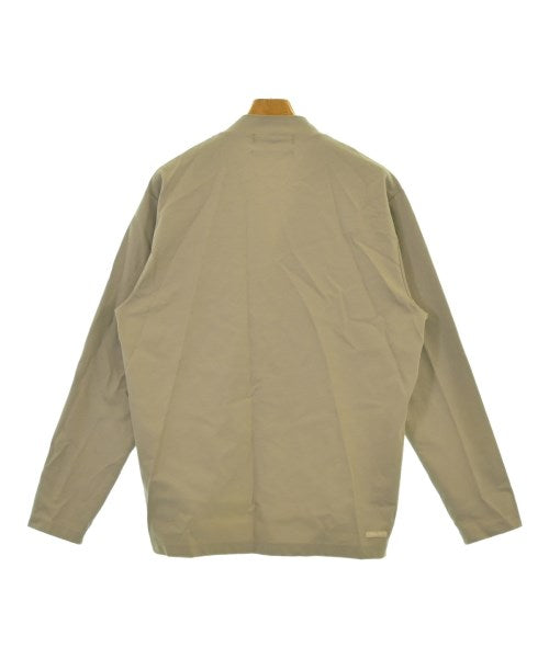 SOPHNET. เสื้อยืด/เสื้อท็อปส์