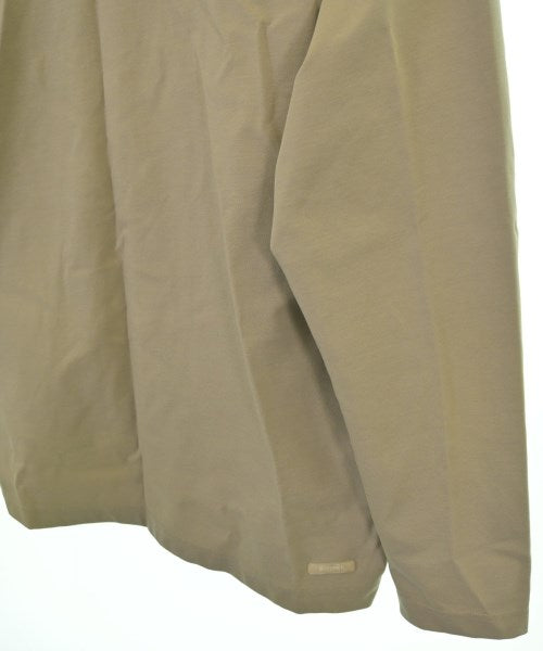 SOPHNET. เสื้อยืด/เสื้อท็อปส์