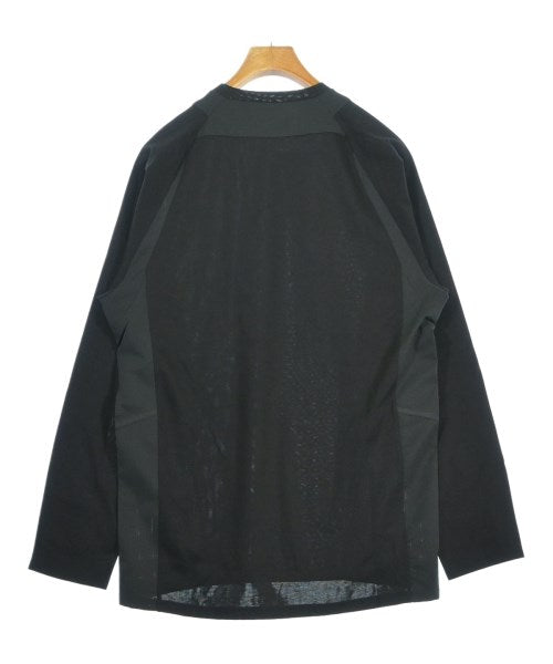 SOPHNET. เสื้อยืด/เสื้อท็อปส์