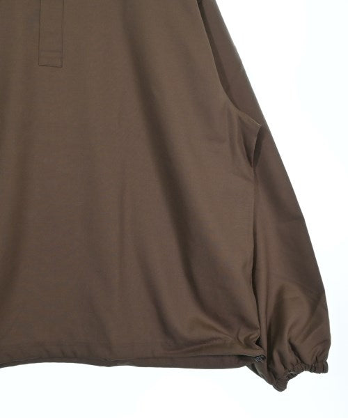 SOPHNET. เสื้อลำลอง