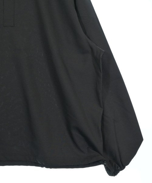 SOPHNET. เสื้อลำลอง