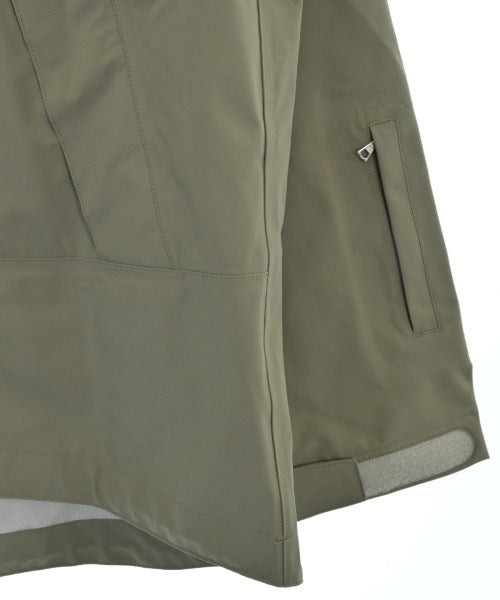 SOPHNET. เสื้อพาร์กาภูเขา