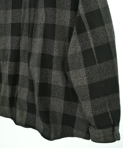 SOPHNET. เสื้อลำลอง