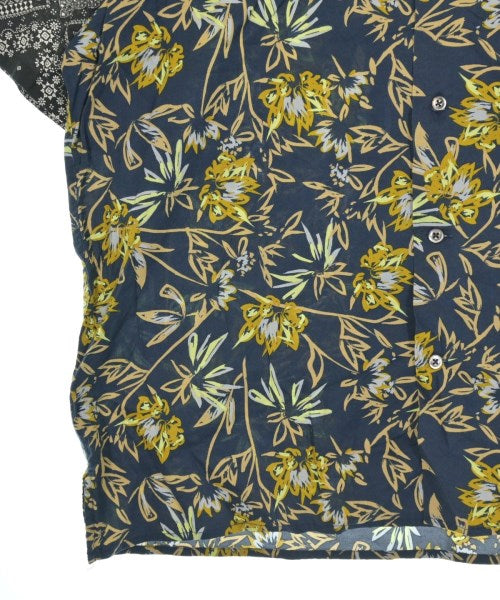 SOPHNET. เสื้อลำลอง