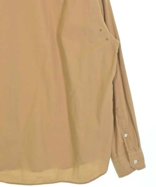 SOPHNET. เสื้อลำลอง