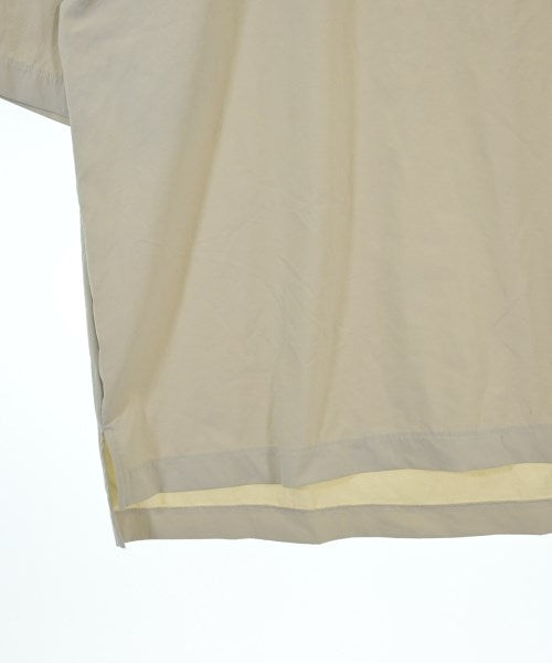 SOPHNET. เสื้อยืด/เสื้อท็อปส์