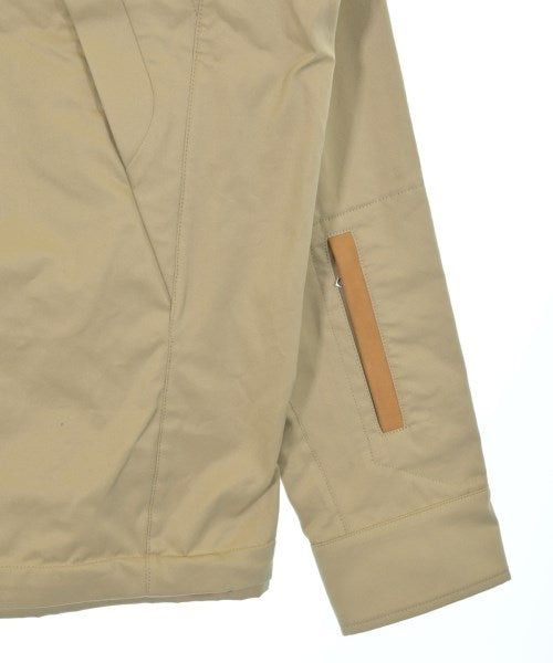SOPHNET. เสื้อพาร์กาภูเขา