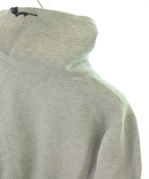 SOPHNET. เสื้อยืด/เสื้อท็อปส์