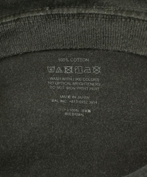 bal เสื้อยืด/เสื้อท็อปส์
