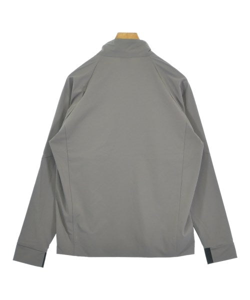 F.C.R.B เสื้อพาร์กาภูเขา