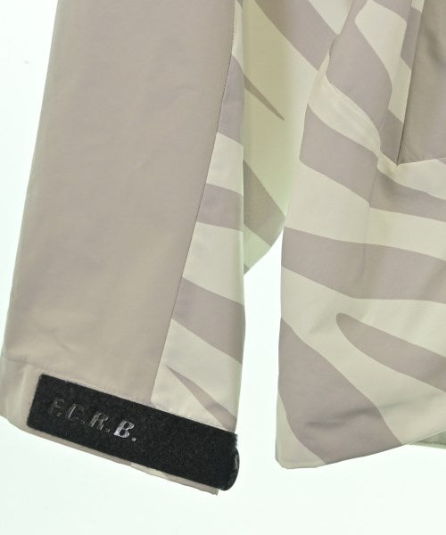 F.C.R.B เสื้อพาร์กาภูเขา