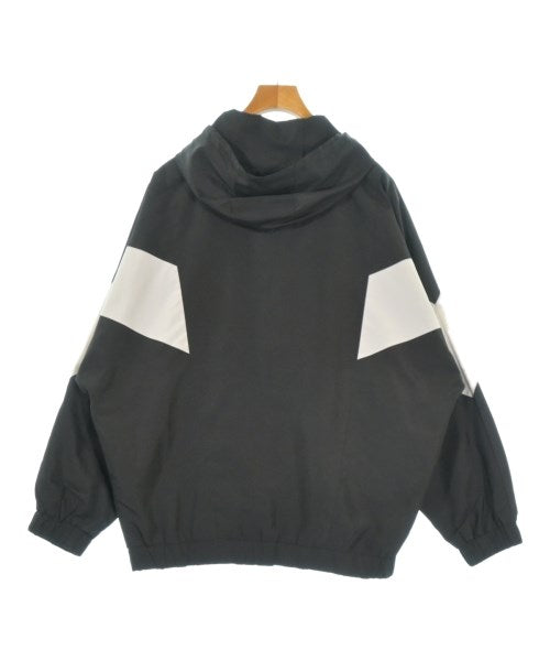 MARK GONZALES เสื้อพาร์กาภูเขา