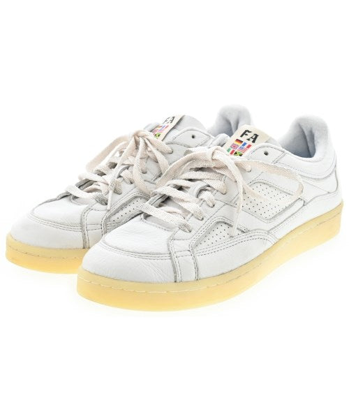 FUCKING AWESOME รองเท้าผ้าใบ