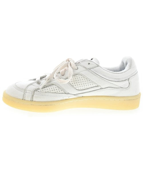 FUCKING AWESOME รองเท้าผ้าใบ