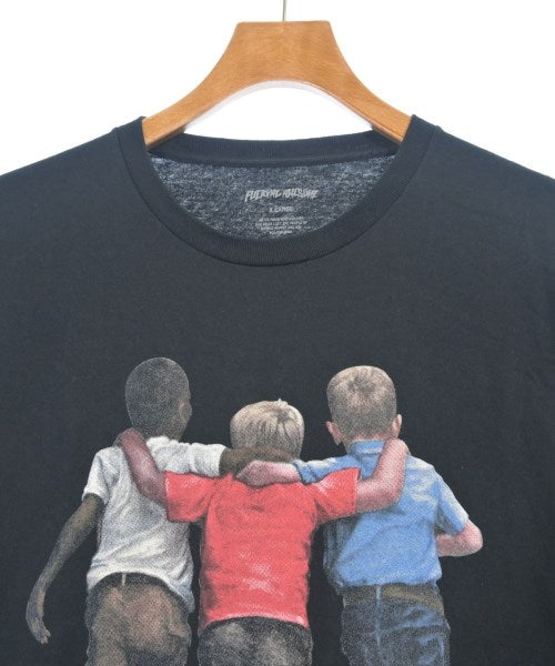 FUCKING AWESOME เสื้อยืด/เสื้อท็อปส์