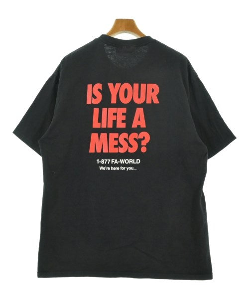 FUCKING AWESOME เสื้อยืด/เสื้อท็อปส์