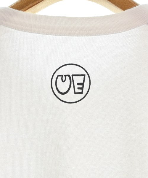 uniform experiment เสื้อยืด/เสื้อท็อปส์