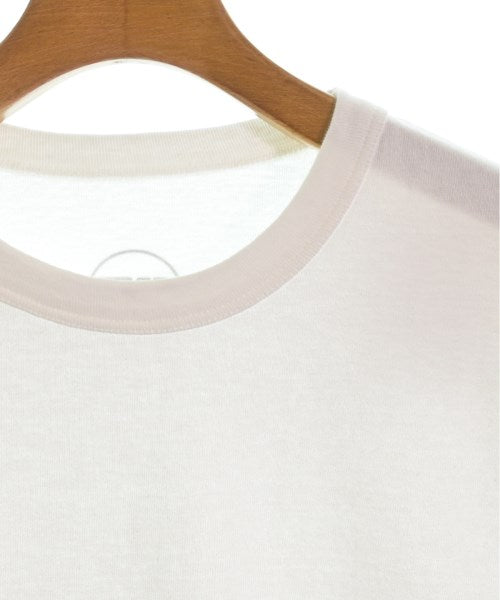 uniform experiment เสื้อยืด/เสื้อท็อปส์