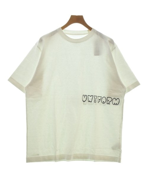 uniform experiment เสื้อยืด/เสื้อท็อปส์