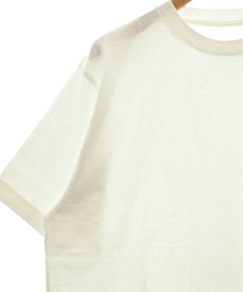 uniform experiment เสื้อยืด/เสื้อท็อปส์